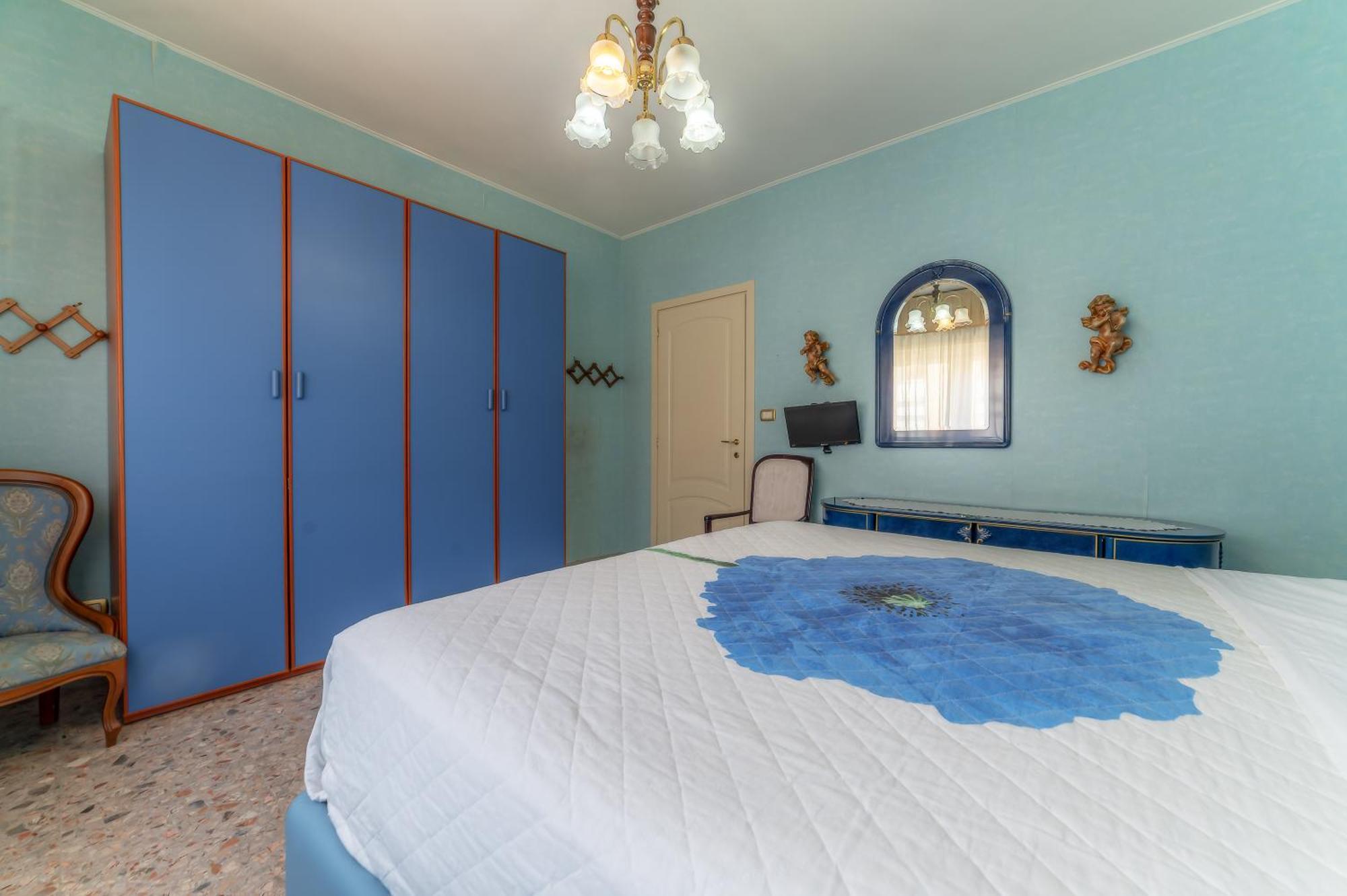 Georges Flat - Tiburtina Station Apartment Rome
